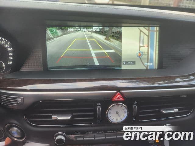 Genesis EQ900 Luxury, 2016 17