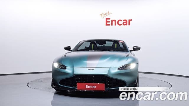 Aston Martin 밴티지 2세대 4.0 V8 Roadster F1 Edition, 2022 3