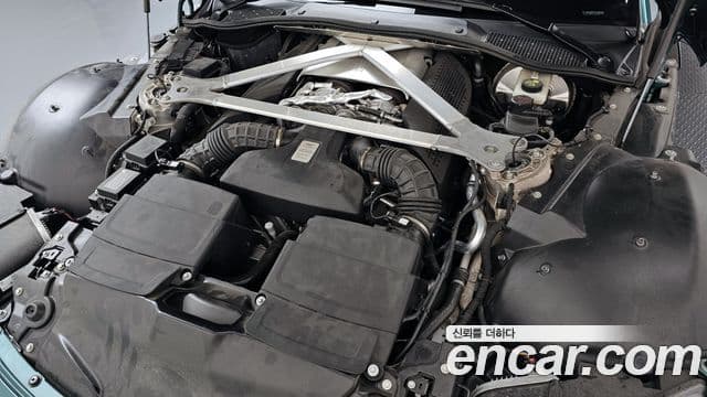 Aston Martin 밴티지 2세대 4.0 V8 Roadster F1 Edition, 2022 6