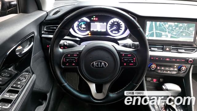 Kia The / новый New Niro Prestige, 2020 13