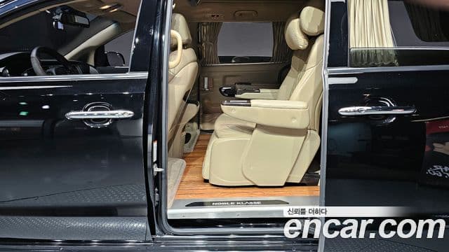 Kia The / новый New Carnival бензин 9인승 High Limousine(компания по спецнадстройкам), 2019 13