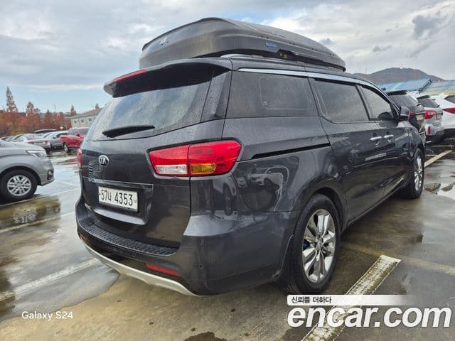 Kia All New Carnival Noblesse, 2018 4