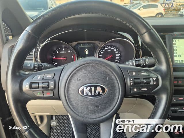 Kia All New Carnival Noblesse, 2018 17