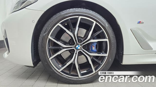 BMW 5시리즈 (G30) 530i M Sport, 2022 все фото