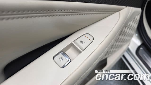 Kia The / новый New K8 гибрид Signature, 2025 18