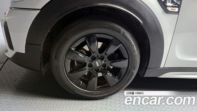 Mini Cooper Countryman 2세대, 2021 все фото