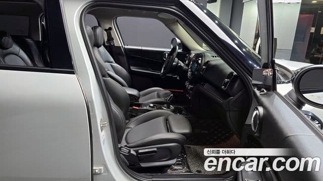 Mini Cooper Countryman 2세대, 2021 10