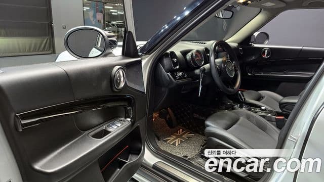 Mini Cooper Countryman 2세대, 2021 11