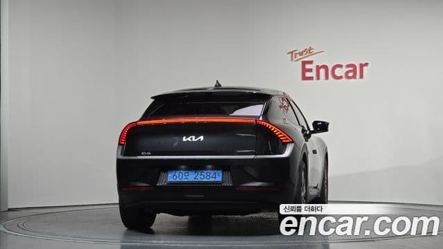 Kia EV6 Air, 2022 4