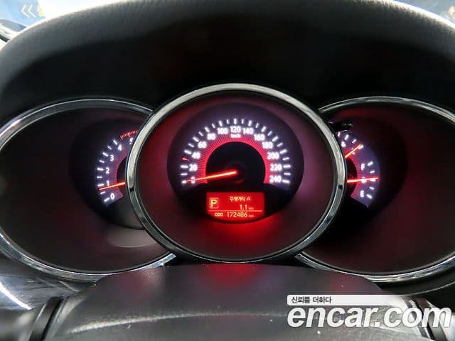 Kia Sorento R топовая версия, 2010 9