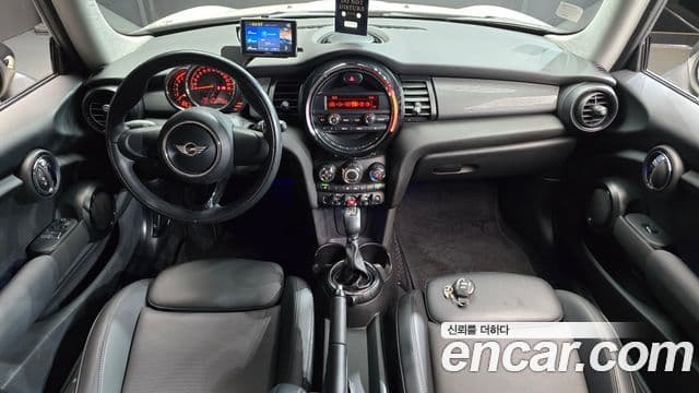Mini Cooper D 3세대, 2015 7
