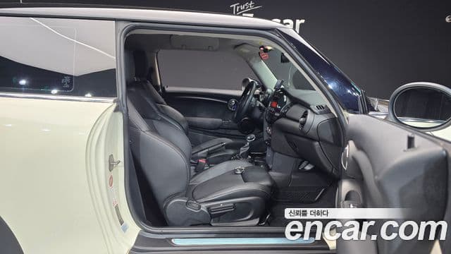 Mini Cooper D 3세대, 2015 10