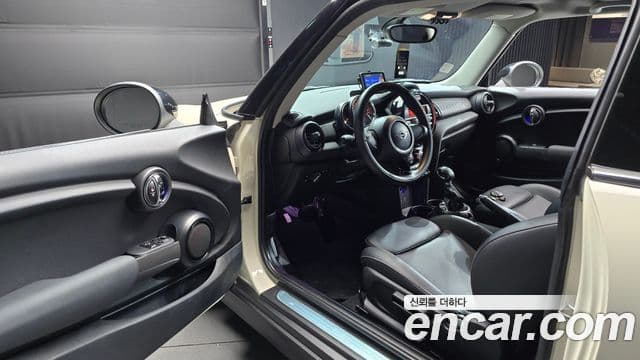 Mini Cooper D 3세대, 2015 11