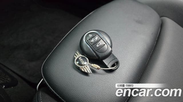 Mini Cooper D 3세대, 2015 19