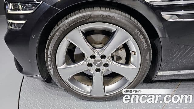 Genesis G80 (RG3) бензин 2.5 турбо AWD, 2021 все фото