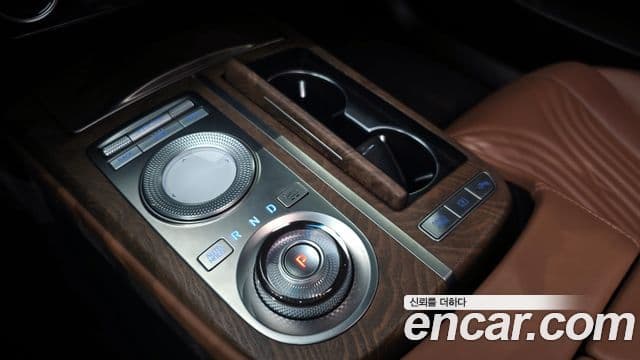 Genesis G80 (RG3) бензин 2.5 турбо AWD, 2021 9