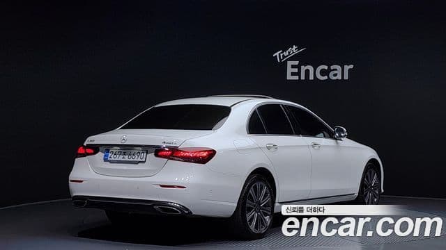 Mercedes-Benz E-класс W213 Exclusive, 2023 2