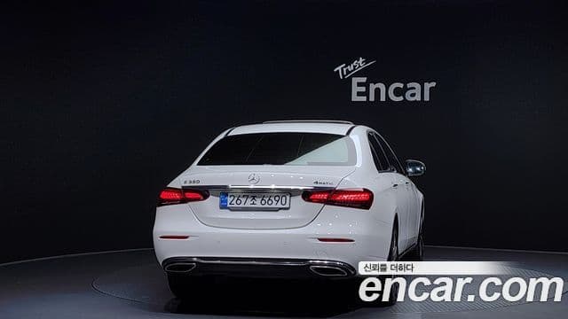 Mercedes-Benz E-класс W213 Exclusive, 2023 4