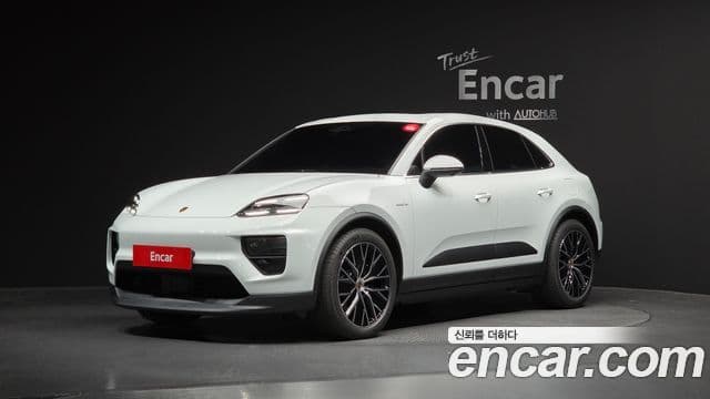 Porsche Macan EV 4S, 2025 1