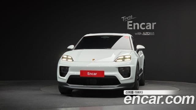 Porsche Macan EV 4S, 2025 3