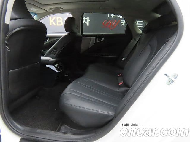 Kia K8 гибрид Noblesse, 2022 6