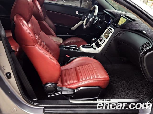 Hyundai Genesis купе 380 GT-RW, 2010 7