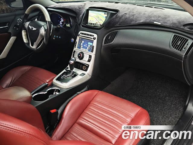 Hyundai Genesis купе 380 GT-RW, 2010 10