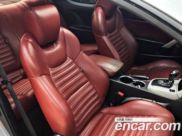 Hyundai Genesis купе 380 GT-RW, 2010 12