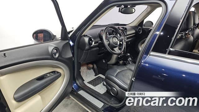 Mini Cooper D Countryman 1세대, 2016 10