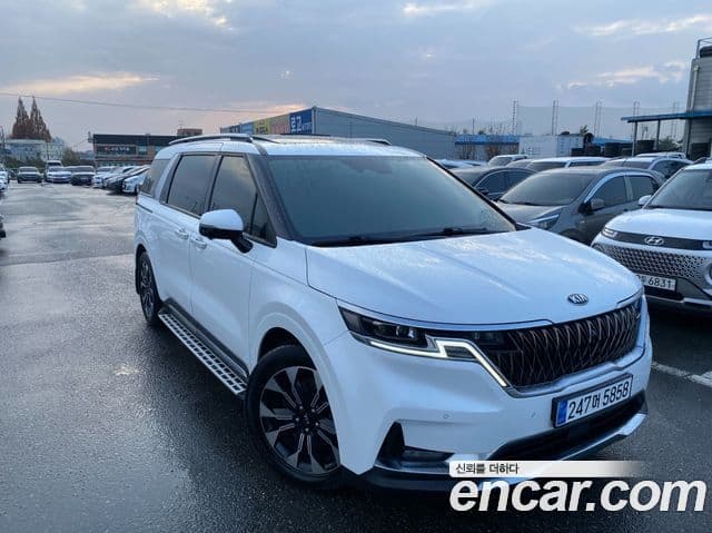 Kia Carnival 4세대 Signature, 2021 1