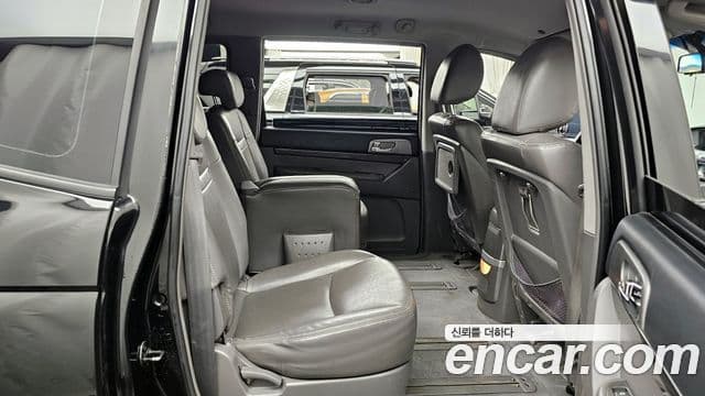 KG모빌리티(SsangYong) Korando 투리스모 2WD LT 11인승, 2014 12