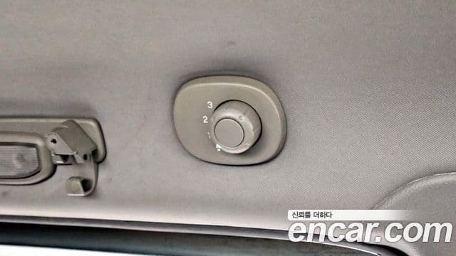 KG모빌리티(SsangYong) Korando 투리스모 2WD LT 11인승, 2014 19