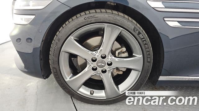 Genesis G80 (RG3) бензин 2.5 турбо AWD, 2021 все фото