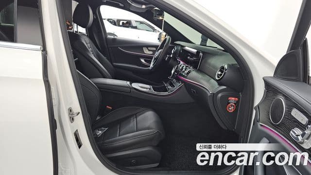 Mercedes-Benz E-класс W213 AMG Line, 2023 11