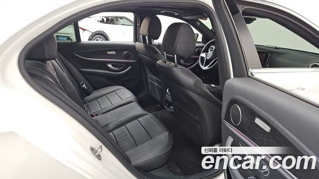 Mercedes-Benz E-класс W213 AMG Line, 2023 12