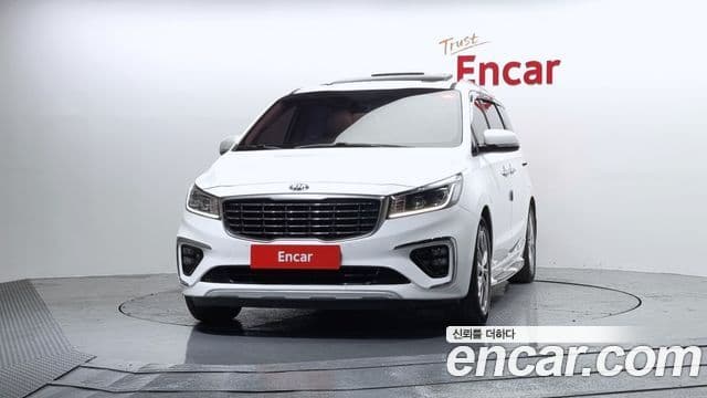 Kia The / новый New Carnival VIP, 2019 3