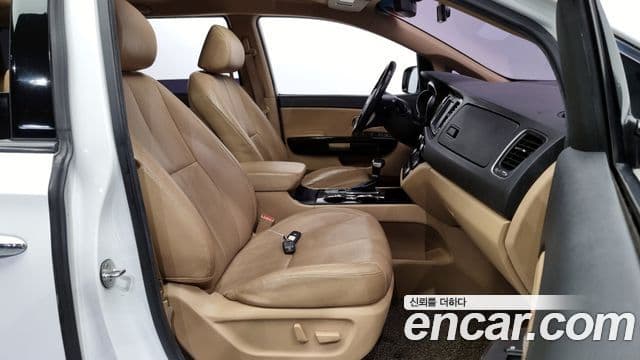 Kia The / новый New Carnival VIP, 2019 11