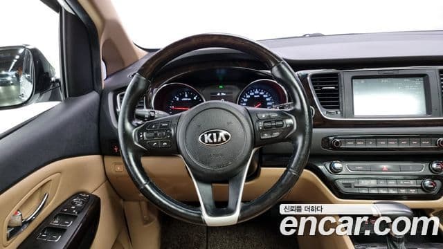 Kia The / новый New Carnival VIP, 2019 13