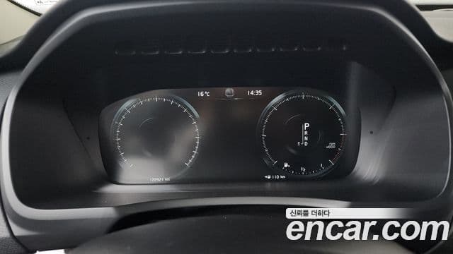 Volvo XC90 2세대 D5 Momentum, 2017 8