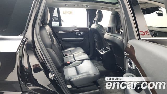 Volvo XC90 2세대 D5 Momentum, 2017 12