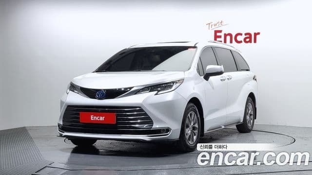 Toyota Sienna 4세대, 2023 1