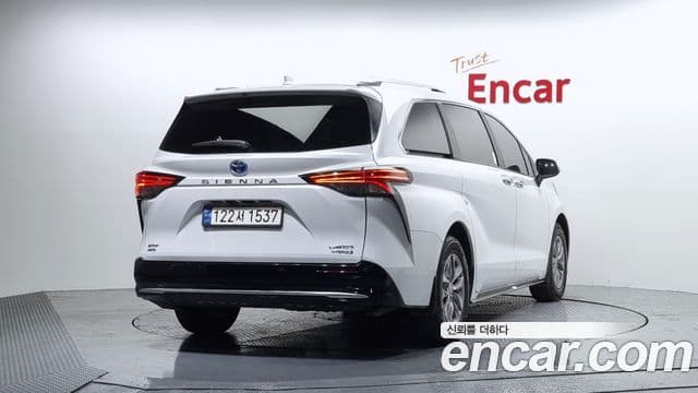 Toyota Sienna 4세대, 2023 2
