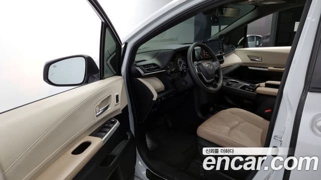 Toyota Sienna 4세대, 2023 10