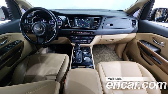 Kia All New Carnival Prestige, 2015 7