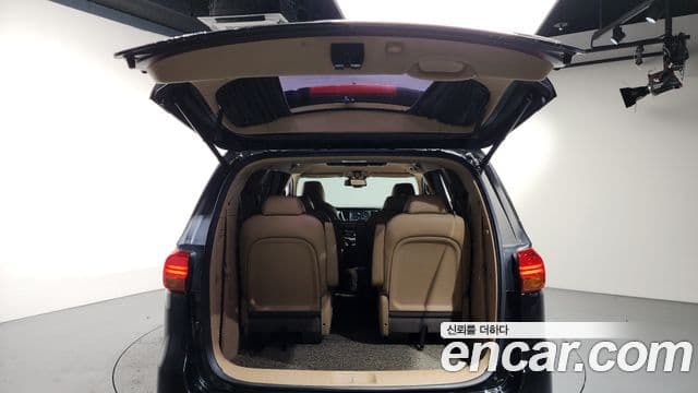 Kia All New Carnival Prestige, 2015 20