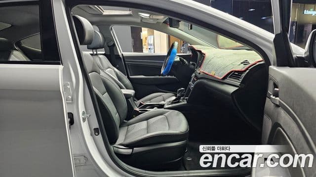 Hyundai Avante AD 1.6 GDI Smart, 2017 10