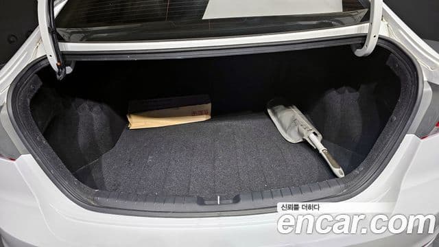 Hyundai Avante AD 1.6 GDI Smart, 2017 20