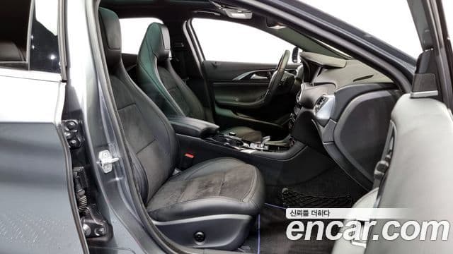 Infiniti Q30 2.0 Exclusive City чёрный, 2017 11