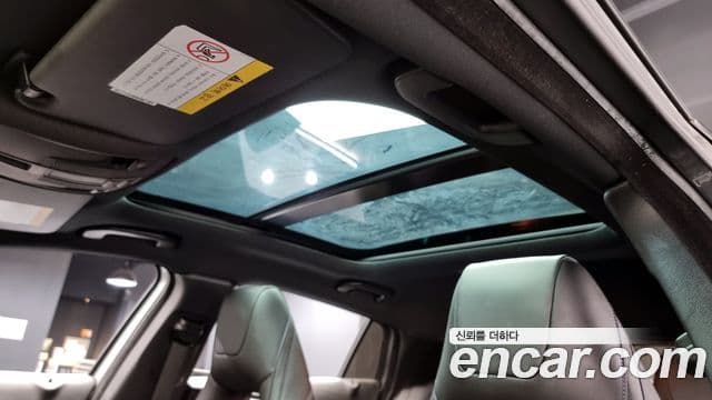 Infiniti Q30 2.0 Exclusive City чёрный, 2017 17