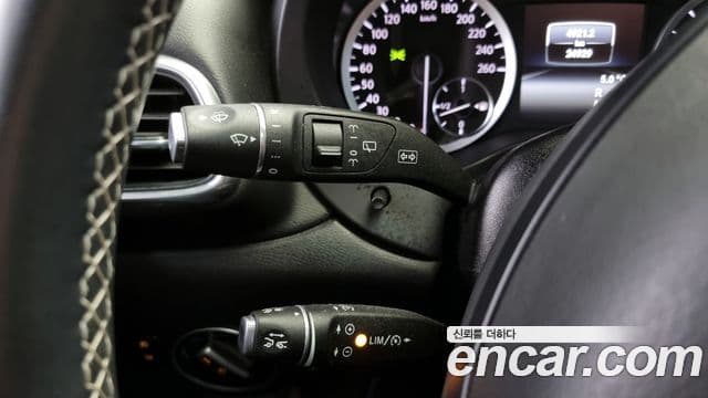 Infiniti Q30 2.0 Exclusive City чёрный, 2017 18